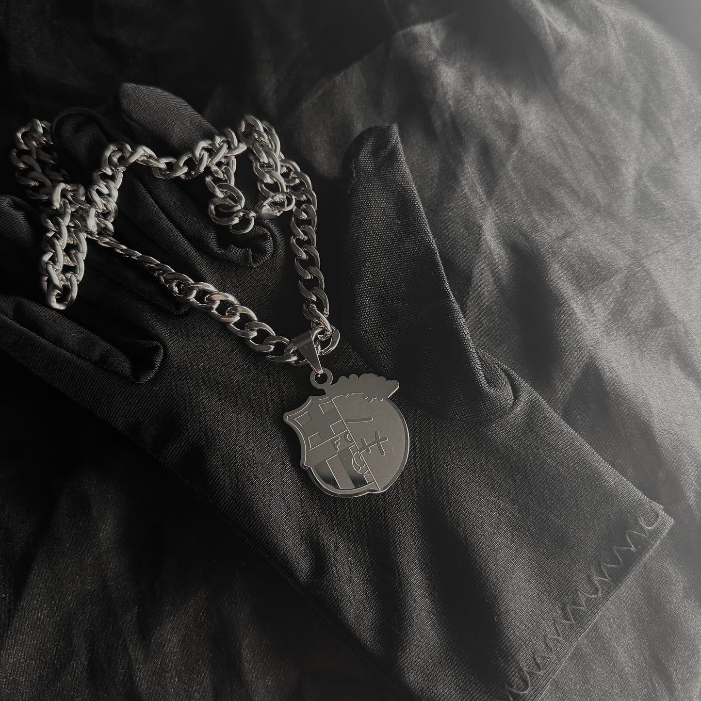 TRAVIS X BARÇA CHAIN